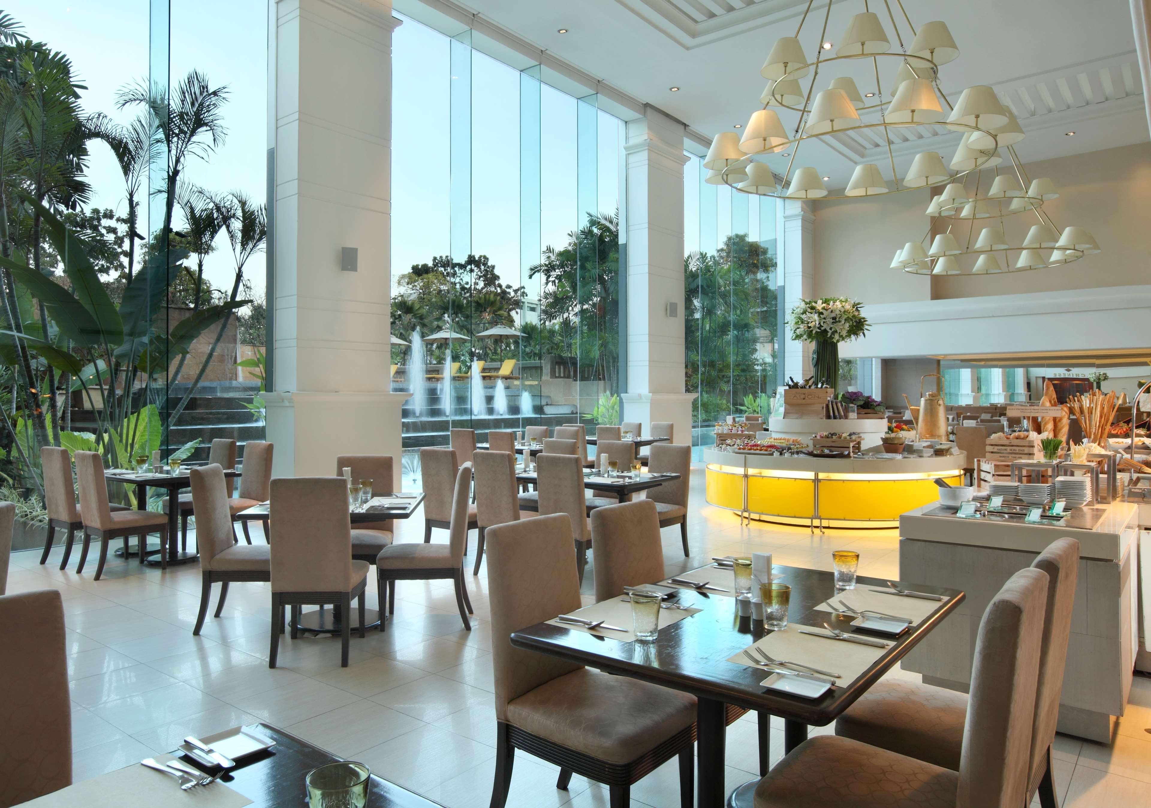 Dusit Princess Srinakarin Bangkok Nhà hàng bức ảnh