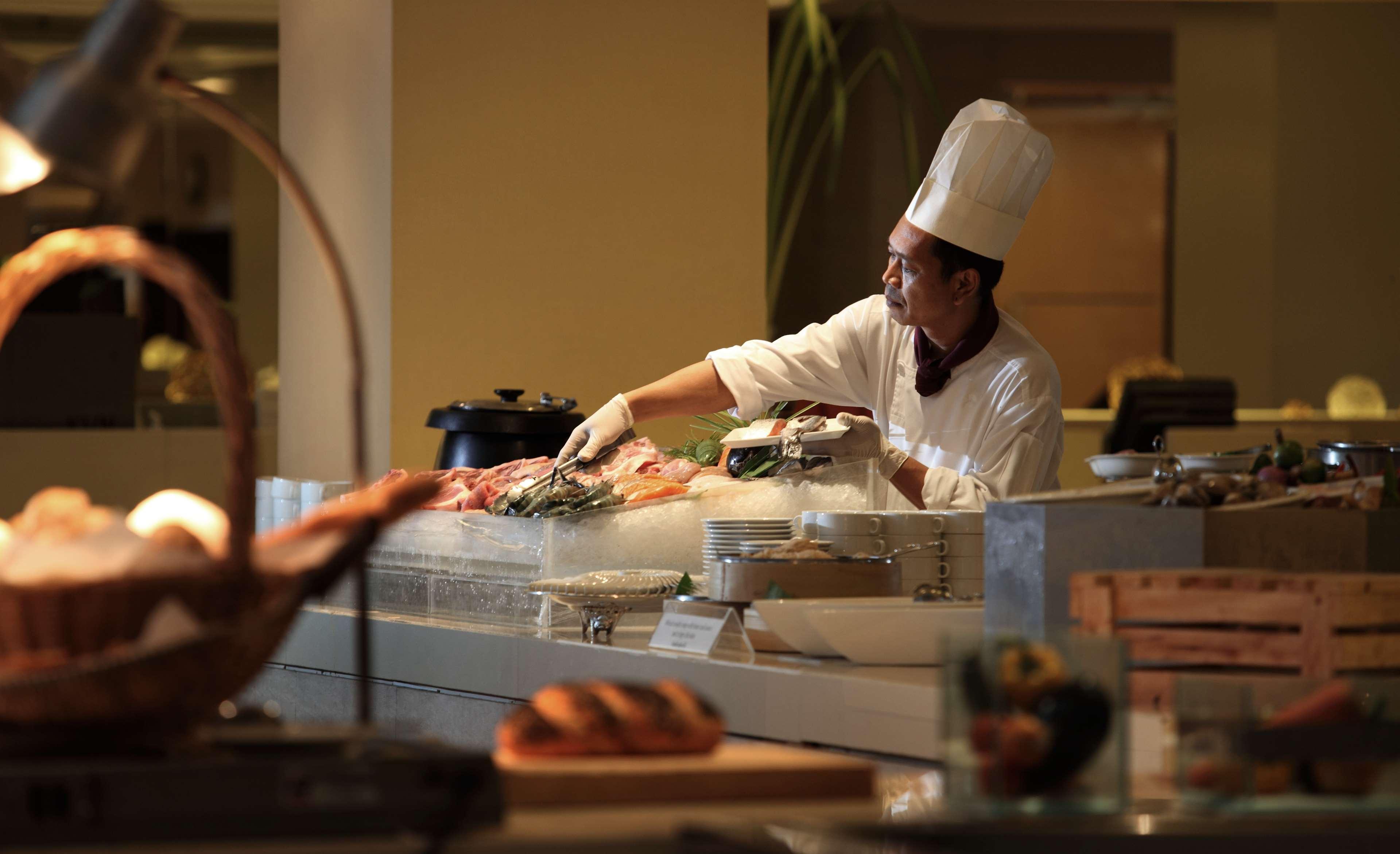 Dusit Princess Srinakarin Bangkok Ngoại thất bức ảnh