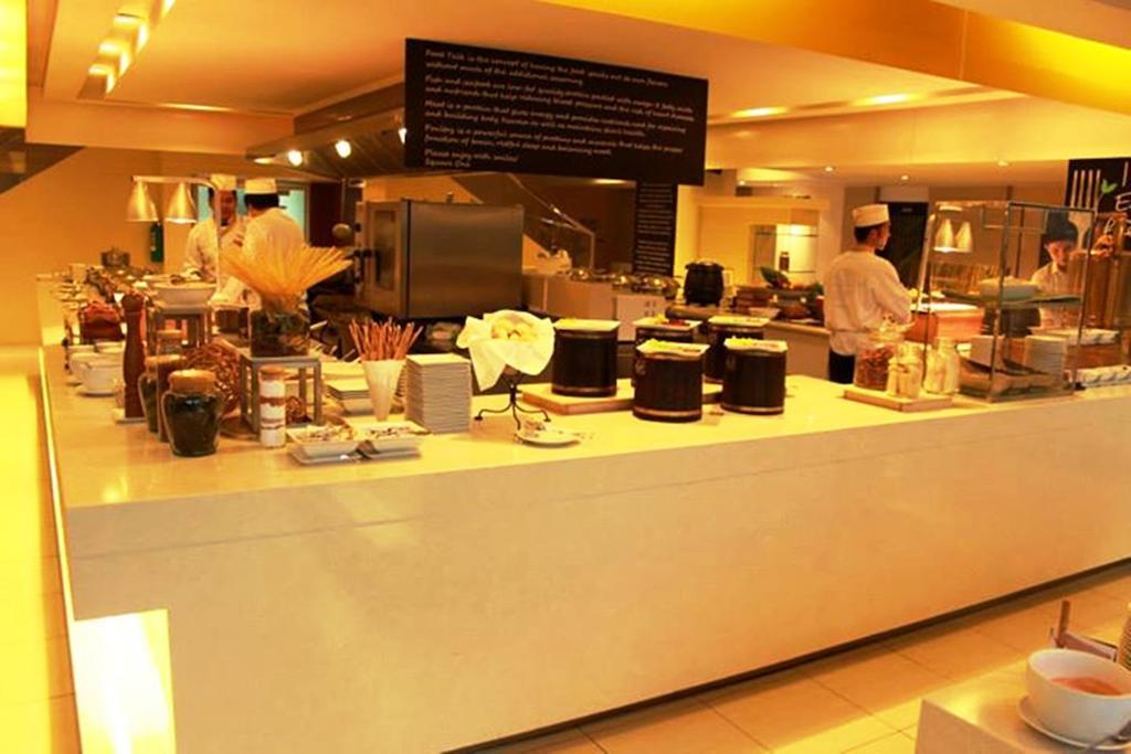 Dusit Princess Srinakarin Bangkok Ngoại thất bức ảnh